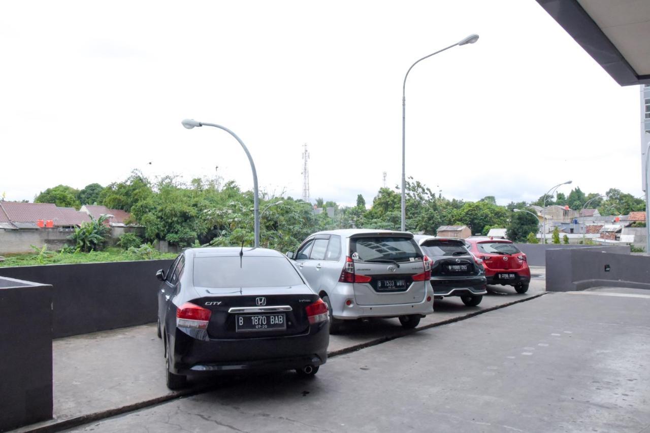 Reddoorz Apartment @ Serpong Green View Тангеранг Экстерьер фото
